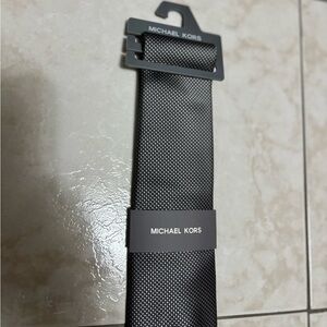 ❤️ Valentine's Day ❤️ NWT Michael Kors Grey Tie